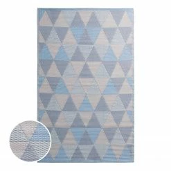 Butlers Outdoorteppich COLOUR CLASH Dreiecke - Polypropylen / recyceltes Material - Pastellblau